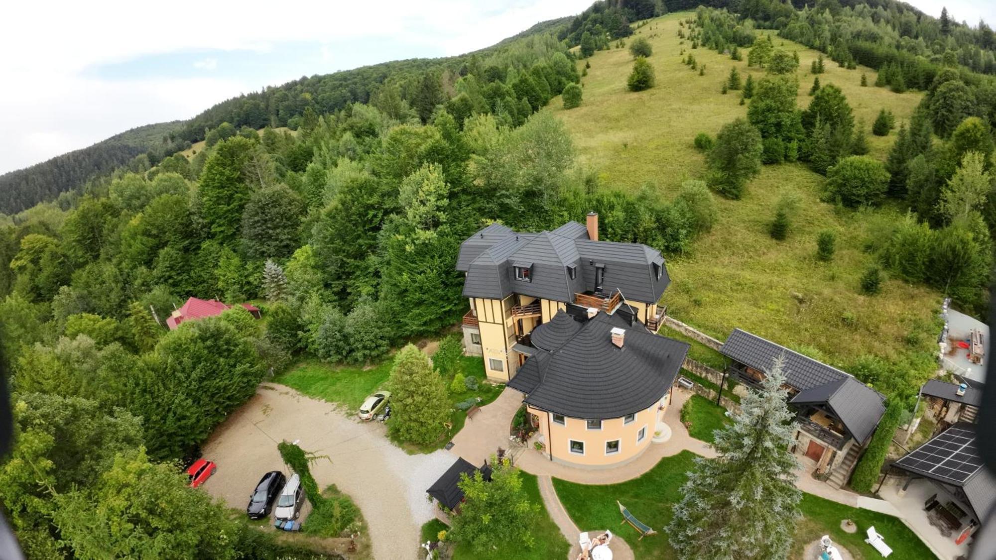 Montana Hotel Sucevita Luaran gambar